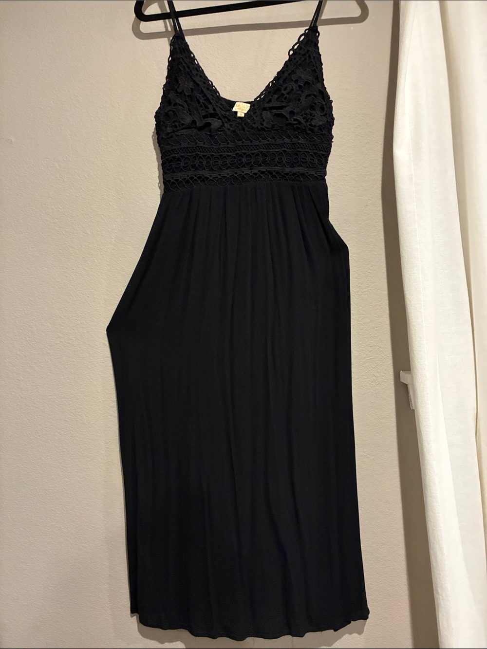 Sleeveless Black Crochet Bodice Maxi Dress
